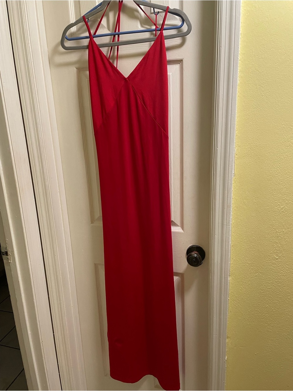 Forever 21 Red V-Neck Spaghetti Strap Maxi Dress